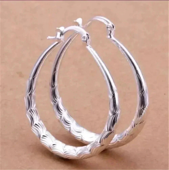 .925 Silver Plated Big Circle Hoop Earrings Simple Vintage Style. NWT - Picture 2 of 6